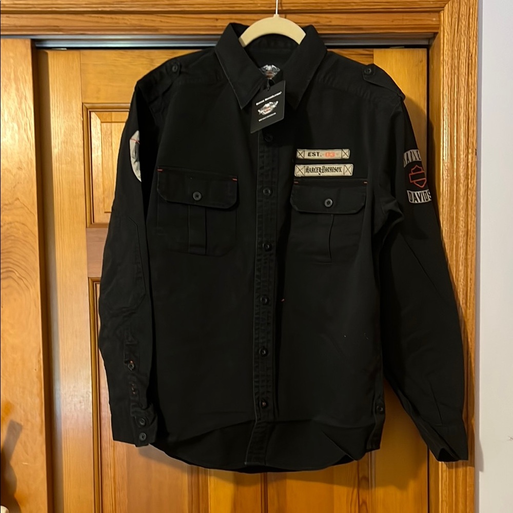 Harley-Davidson Black heavyweight shirt with multiple graphic Detail